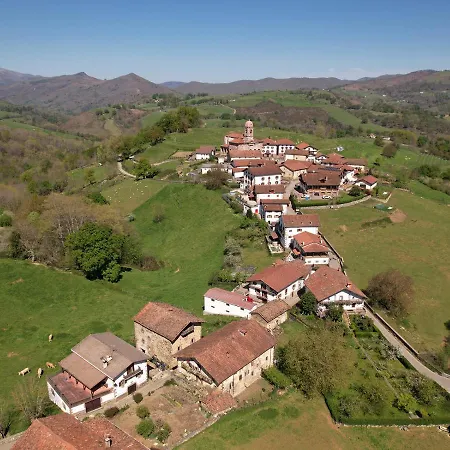 Casa Rural Sutegia-2